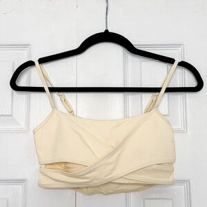 Alo Airbrush Enso Bra in French Vanilla